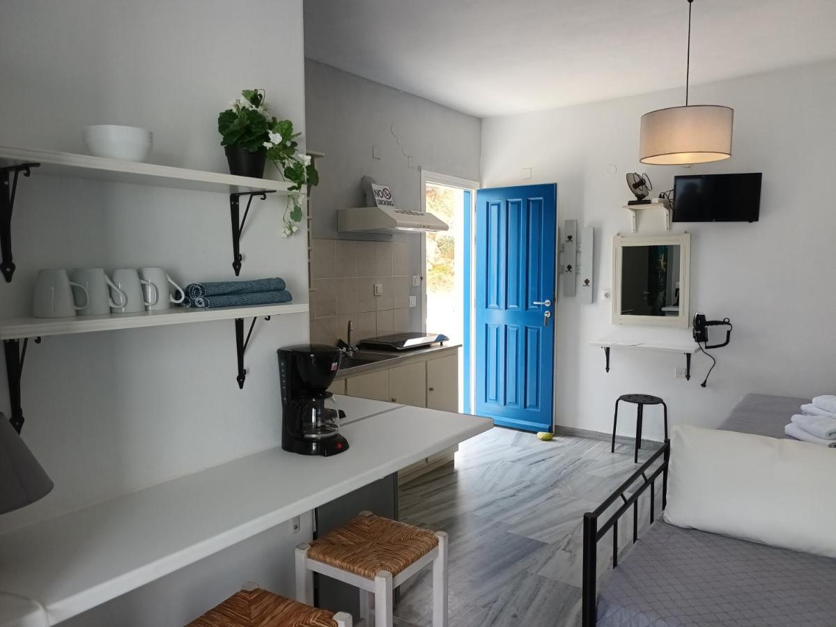 Athina'S Blue Studios Naousa  Bagian luar foto