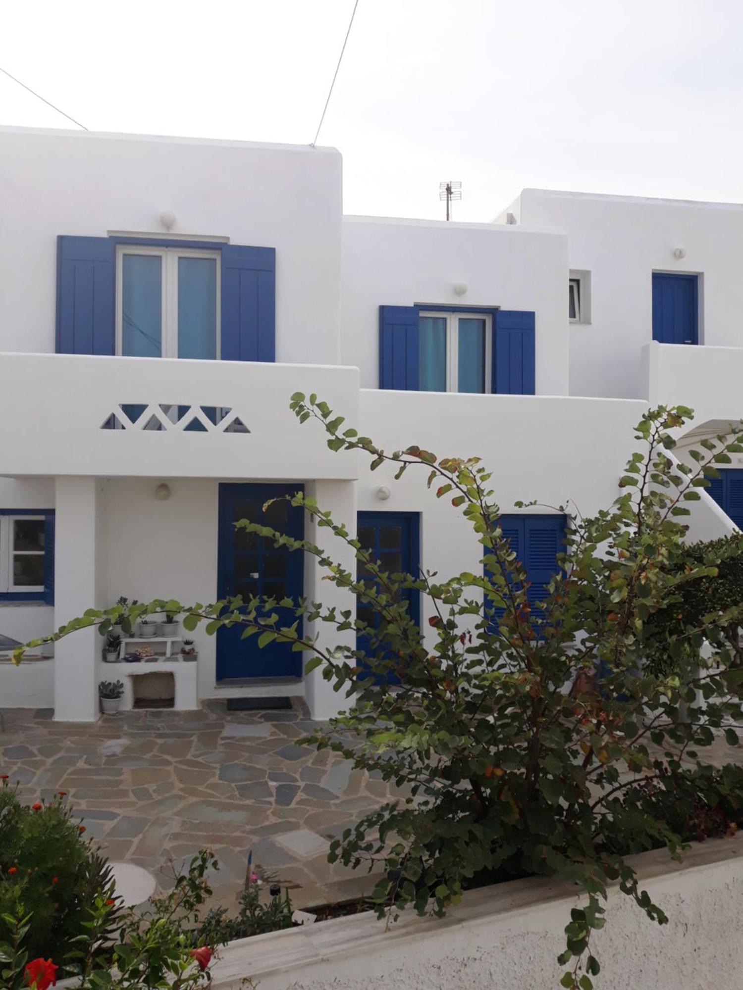Athina'S Blue Studios Naousa  Bagian luar foto