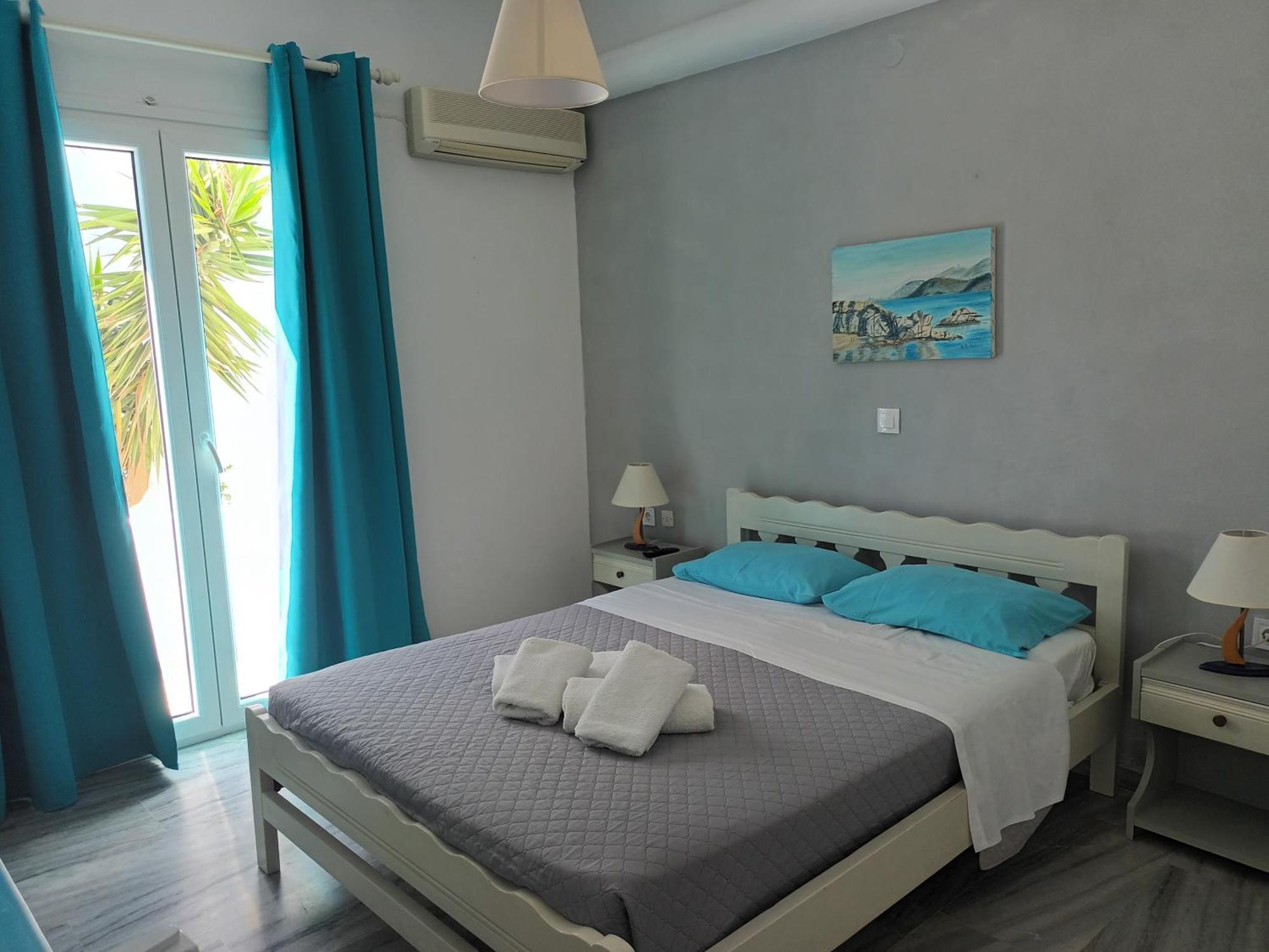 Athina'S Blue Studios Naousa  Bagian luar foto