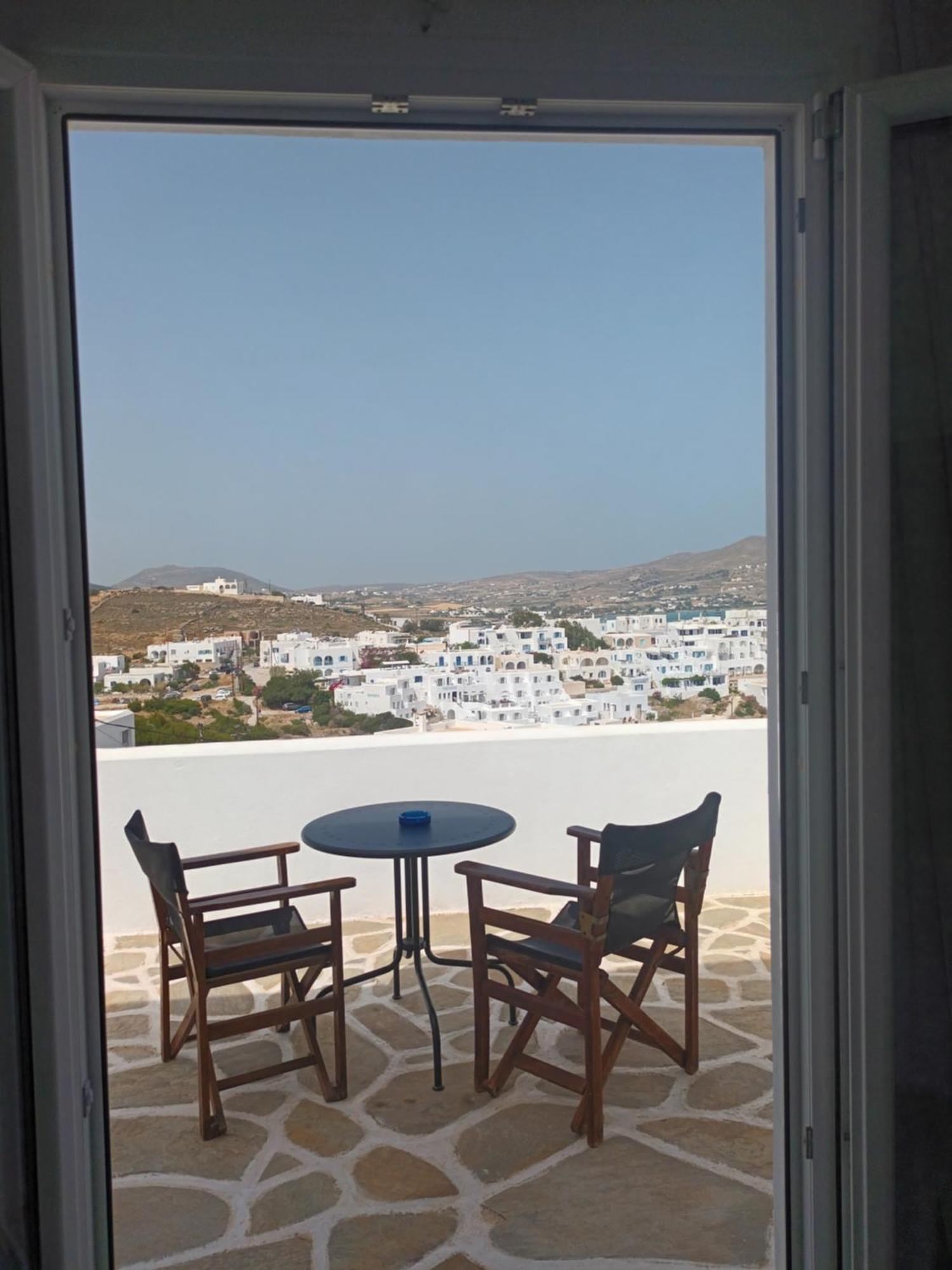 Athina'S Blue Studios Naousa  Bagian luar foto