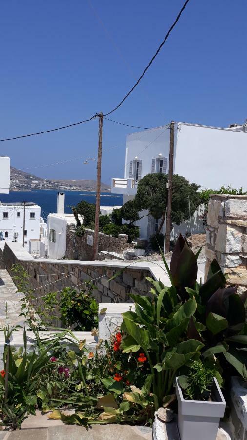Athina'S Blue Studios Naousa  Bagian luar foto